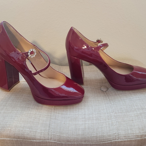 Badgley Mischka Deep Red Mary Jane Heels - Picture 4 of 7